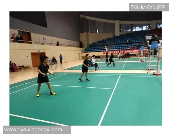 成都羽毛球队在全国锦标赛积分榜上以57分稳居第一名展现强大实力